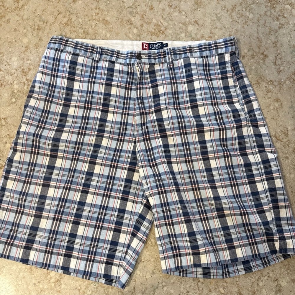 CHAPS Big Men's Multi-Color Plaid Flat Front Regular Fit Bermuda Shorts size 42‎